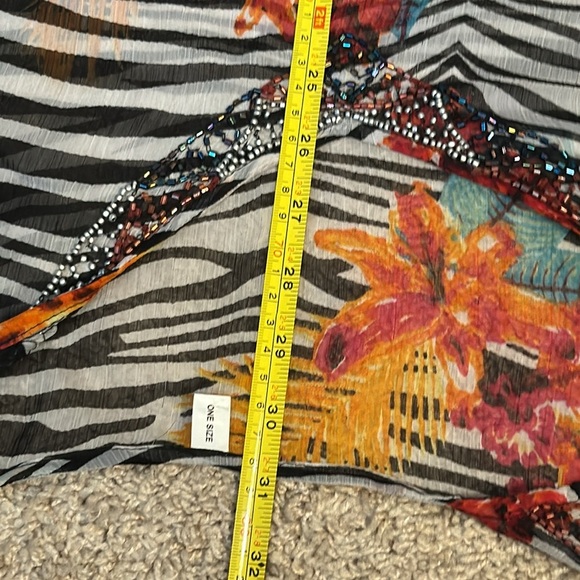 designer Animal floral  print kaftan tunic embellished round neck beaded - Picture 9 of 10